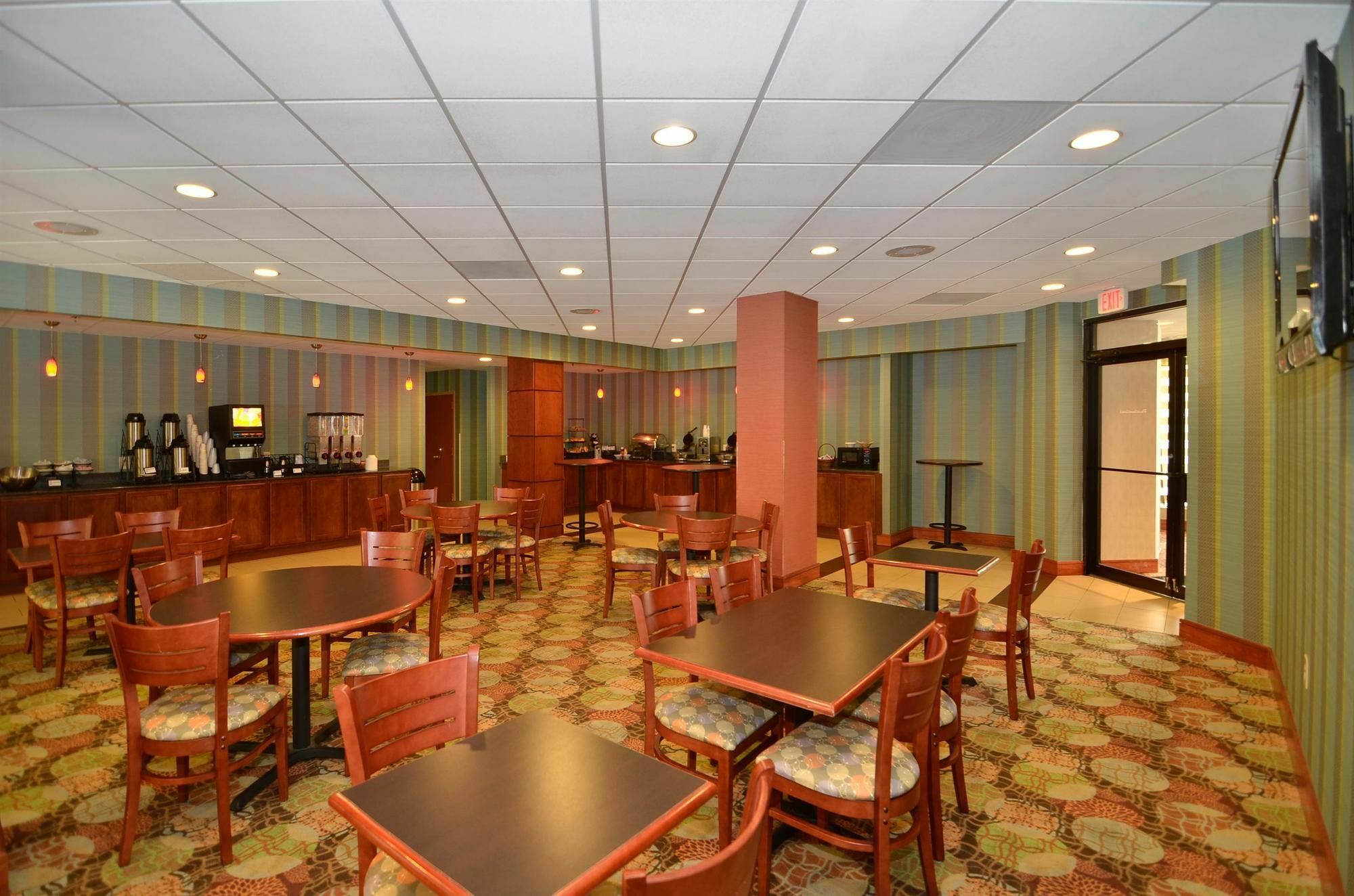 Holiday Inn Express Towson- Baltimore North By Ihg Exterior photo